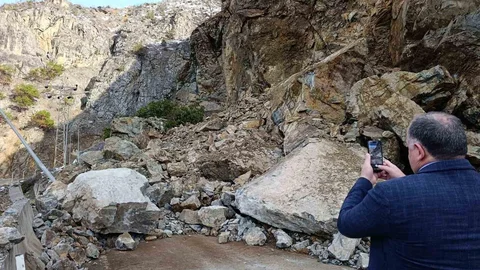 Gümüşhane-Giresun Karayolu Ulaşıma Kapandı