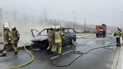Arnavutköy'de VIP Taksi Yangını