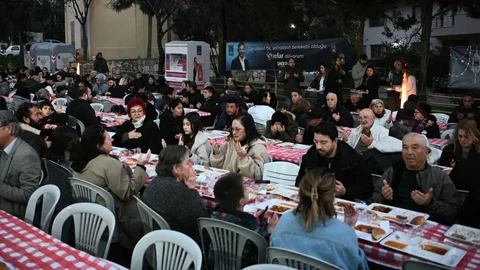 Kuşadası'nda Ramazan Bereketi Artıyor