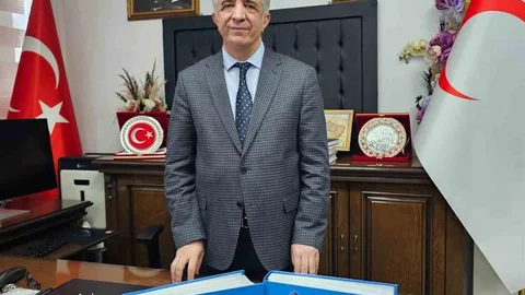 227 Bilim İnsanından "Göğüs Cerrahisi" Kitabı Yayınlandı