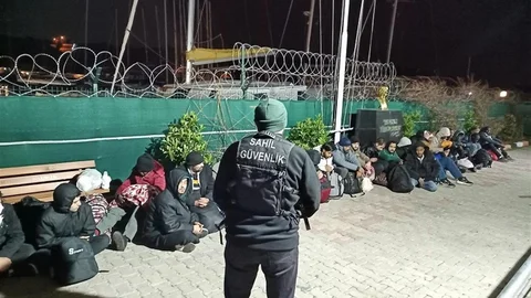 İzmir'de Düzensiz Göçmen Operasyonu