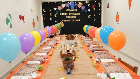 Gaziosmanpaşa'da Çocuklar Tekne Orucu Tuttu