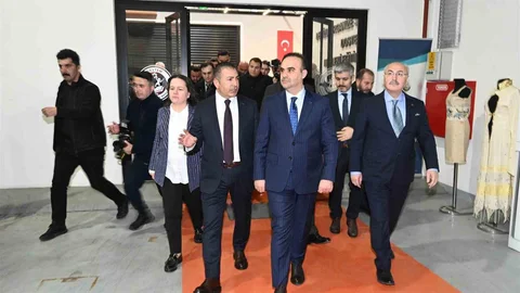 Denizli'de Teknik Tekstil Merkezi Ziyareti