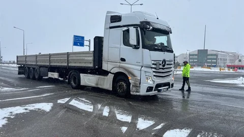Erzincan’da 335 Köy Yolu Kapalı