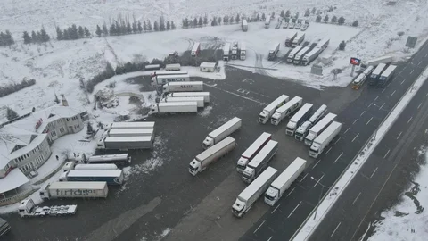 Erzincan'da Kar Yağışı Ulaşımı Olumsuz Etkiledi