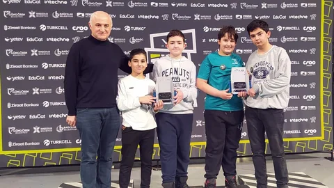 SANKO Okulları VEX IQ'da Başarı Elde Etti
