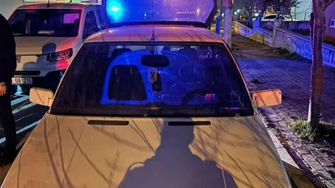 Edirne'de Yüksek Sesle Müzik Çalan Araç Sürücüsü Yakalandı