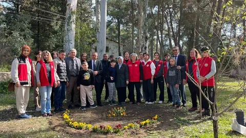Tarım Lisesi Öğrencilerinden Özel Eğitim Okuluna Destek