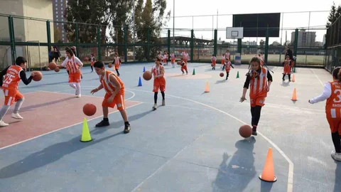 Geleceğin Basketbolcuları Mersin'de Yetişiyor