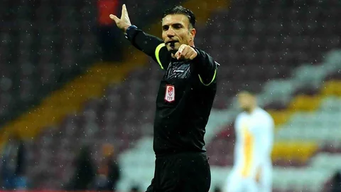 Gaziantep FK ile Fenerbahçe Maçında VAR Hakemi Özgür Yankaya