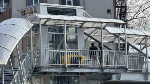 Zonguldak'ta Üst Geçit Asansörü Tamamlandı