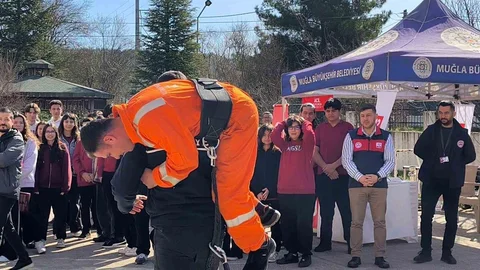 Muğla'da Deprem Tatbikatı Gerçekleştirildi