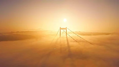 İstanbul Boğazı'nda Eşsiz Sis Manzarası