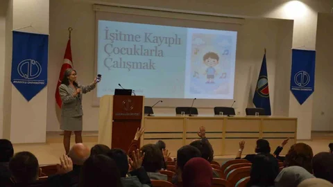 Eskişehir'de İşitme Kayıplı Çocuklar İçin Seminer