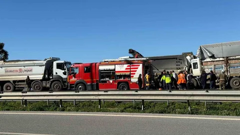 Hatay'da Kamyon Çarpışması: 1 Kişi Hayatını Kaybetti