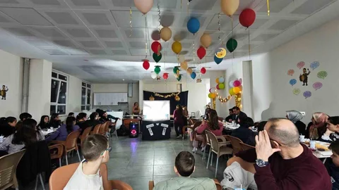 Sarıgöl'de Öğrencilerle İftar Programı Düzenlendi