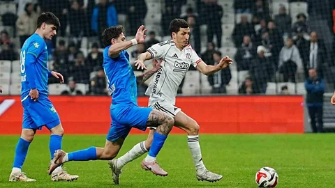Beşiktaş Çaykur Rizespor'u Mağlup Etti