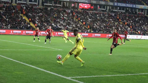 Gaziantep FK, Fenerbahçe'ye Yenildi