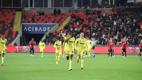 Gaziantep FK, Fenerbahçe'ye 0-4 Yenildi