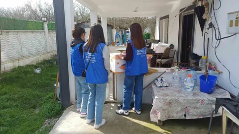 Düzce'de Ramazan Kolisi Dağıtımı