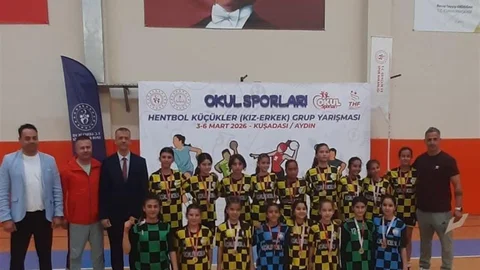 Neşetiye Kız Hentbol Takımı’na Tebrik Mesajı