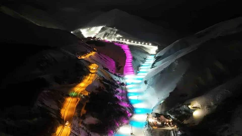 Palandöken'de Gece Kayak Keyfi