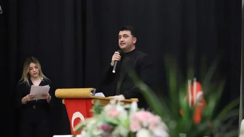 İzmir Menderes'te Bıçaklı Saldırı