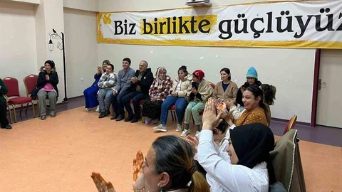 Bayburt'ta Türkü Ziyafeti Düzenlendi
