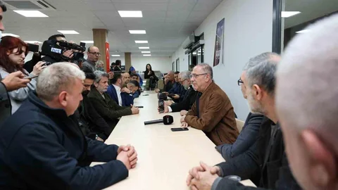 Başkan Yapar İftar Sofrasında Basınla Buluştu