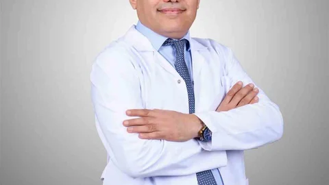 Prof. Dr. İrfan Koca: Ameliyatsız Fıtık Tedavisi Mümkün mü?