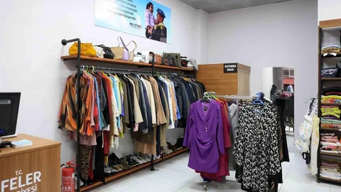 Efeler'de Giyim Desteği 80 Aileye Ulaştı