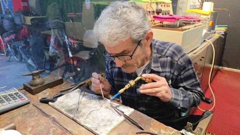 Milyonluk Mücevherlere Hassas Dokunuşlar