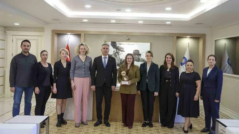 Antalya'da Güneş Okulu Projesi Başarı Elde Etti