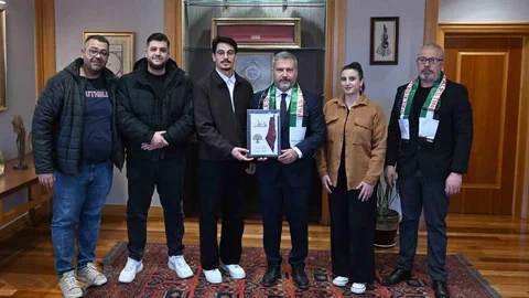 Filistin Derneği'nden Rektör Adıgüzel'e Ziyaret