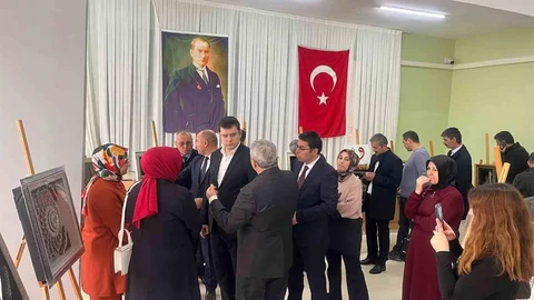 Yerköy'de Manevi Değerler Sergisi Açıldı