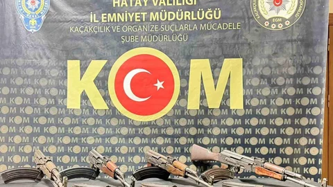 Hatay'da Kalaşnikof Kaçakçılığı Operasyonu