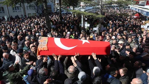 Fatma Nur Öğretmen'in Ailesi Acı Duyuyor