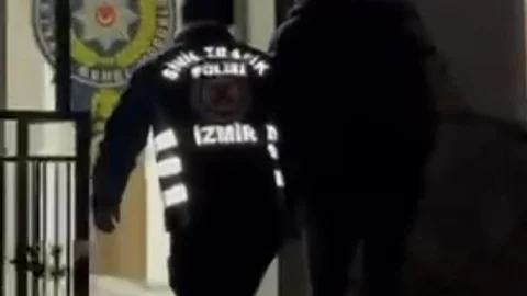 İzmir'de Drift Yapan Sürücü Yakalandı