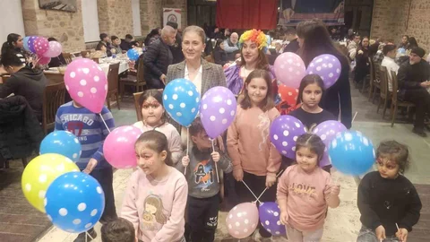 Nazilli'de Öksüz ve Yetimlere İftar