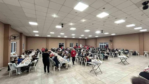 Alaşehir'de Birlik Sofrası Kuruldu