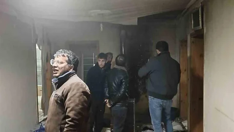 Van'da Ev Yangını Çıktı