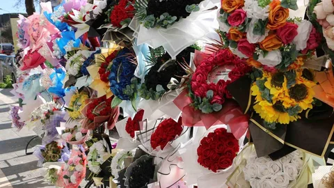 Diyarbakır'da Çiçekçi Hazırlıkları Sürüyor