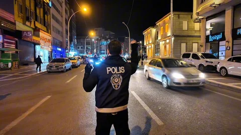 Şanlıurfa'da 63 Aranan Şahıs Yakalandı