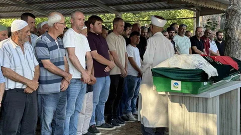 Kocaeli'de Oğlunun Doğum Gününde Gözyaşı Döküldü