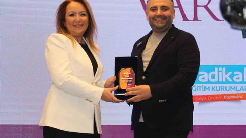 İzmir'de Kadınlardan İlham Verici Hikayeler