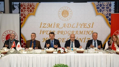 İzmir Cumhuriyet Başsavcılığı'ndan İftar Programı