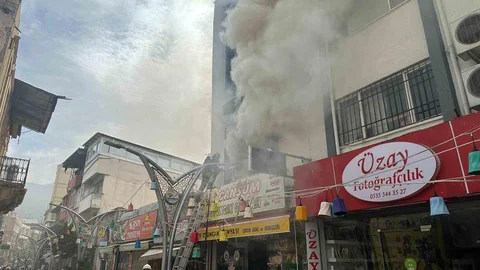 Hatay'da Oyuncakçı Dükkanı Yangını