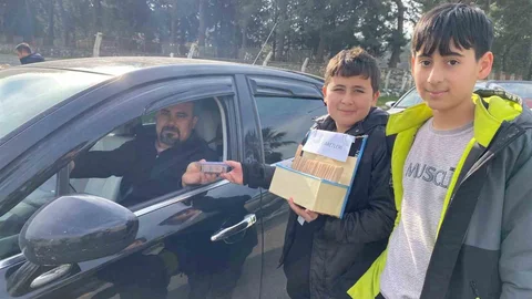 Osmaniye'de Öğrenciler Trafik Bilincini Yaygınlaştırıyor