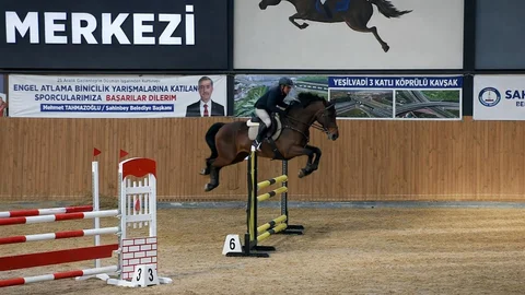 Şahinbey'de Engel Atlama Yarışmaları