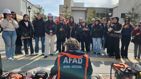 Tunceli'de Deprem Farkındalığı Etkinlikleri